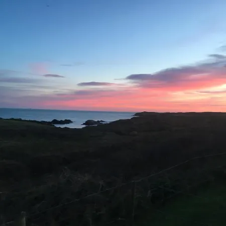 Castaway East - Long Island * Schull